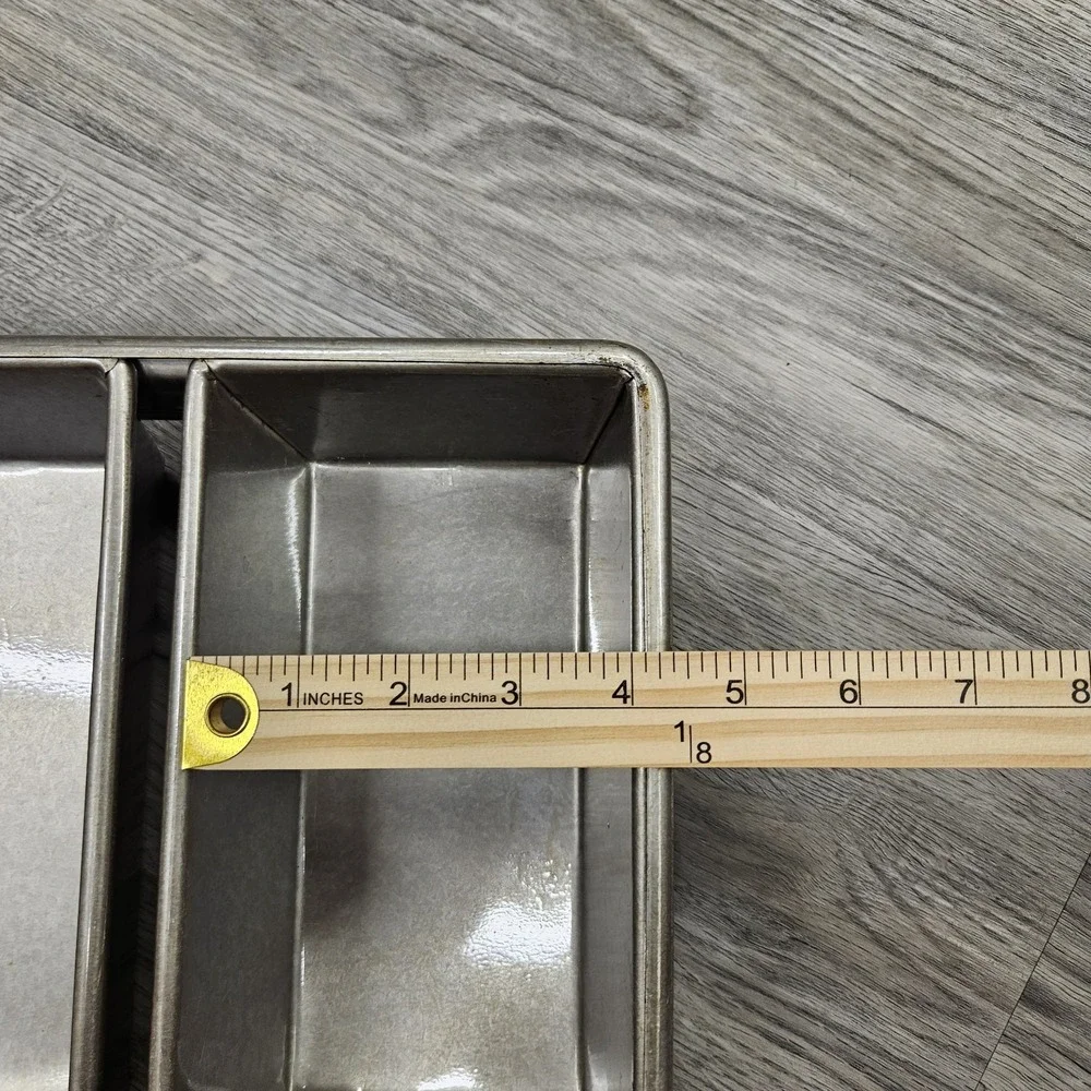 Chicago‎ Metallic 4 Strap Bread Loaf Baking Pan metal storage made in USA